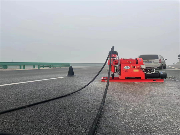 漳浦马路路基路面开裂下沉注浆加固灌浆