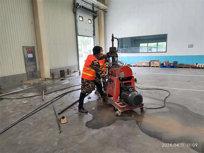 漳浦厂房地面下沉塌陷注浆加固施工